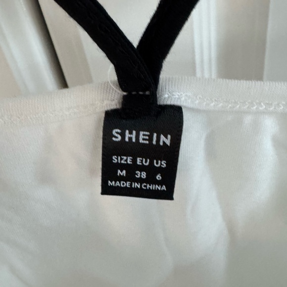 🍋🟩NWOT t-shirt with spaghetti strap DRAGONFLY medium🩷 - Picture 2 of 5